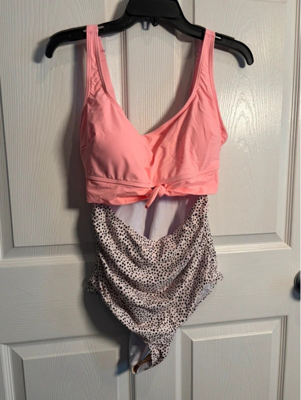 EoMENIE One Piece Swimsuit Women's L NWT Pink & Dot Cutout Back